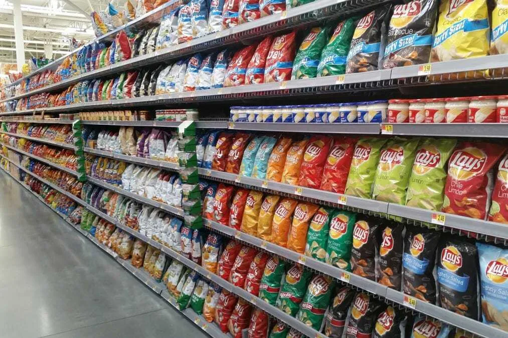 food aisle store chips potato chips market supermarket grocery thumbnail