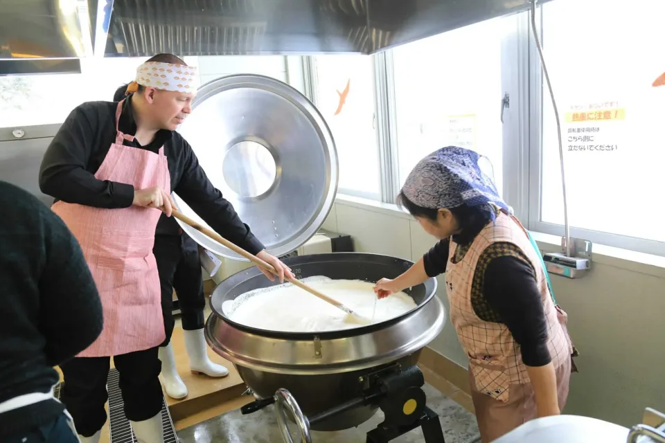 Events & Parties: Making Tofu