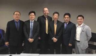 札幌の英会話スクールのビジネス研修で撮影された集合写真